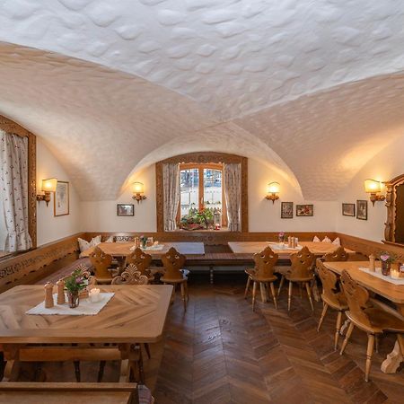 Gasthof Loewen Schruns Bagian luar foto