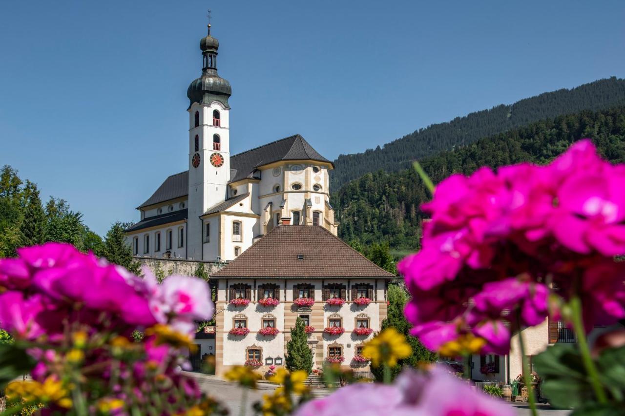 Gasthof Loewen Schruns Bagian luar foto