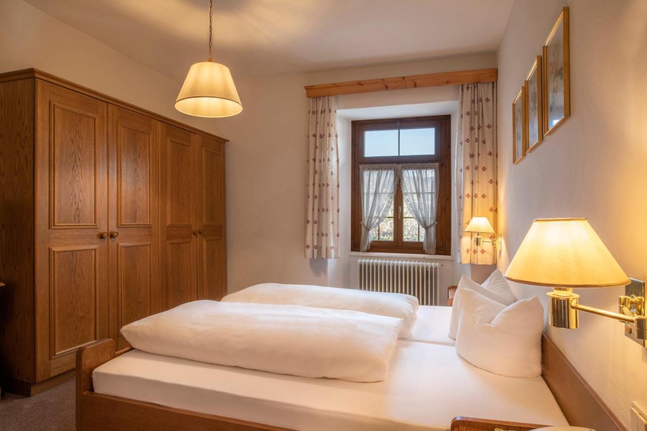 Gasthof Loewen Schruns Bagian luar foto