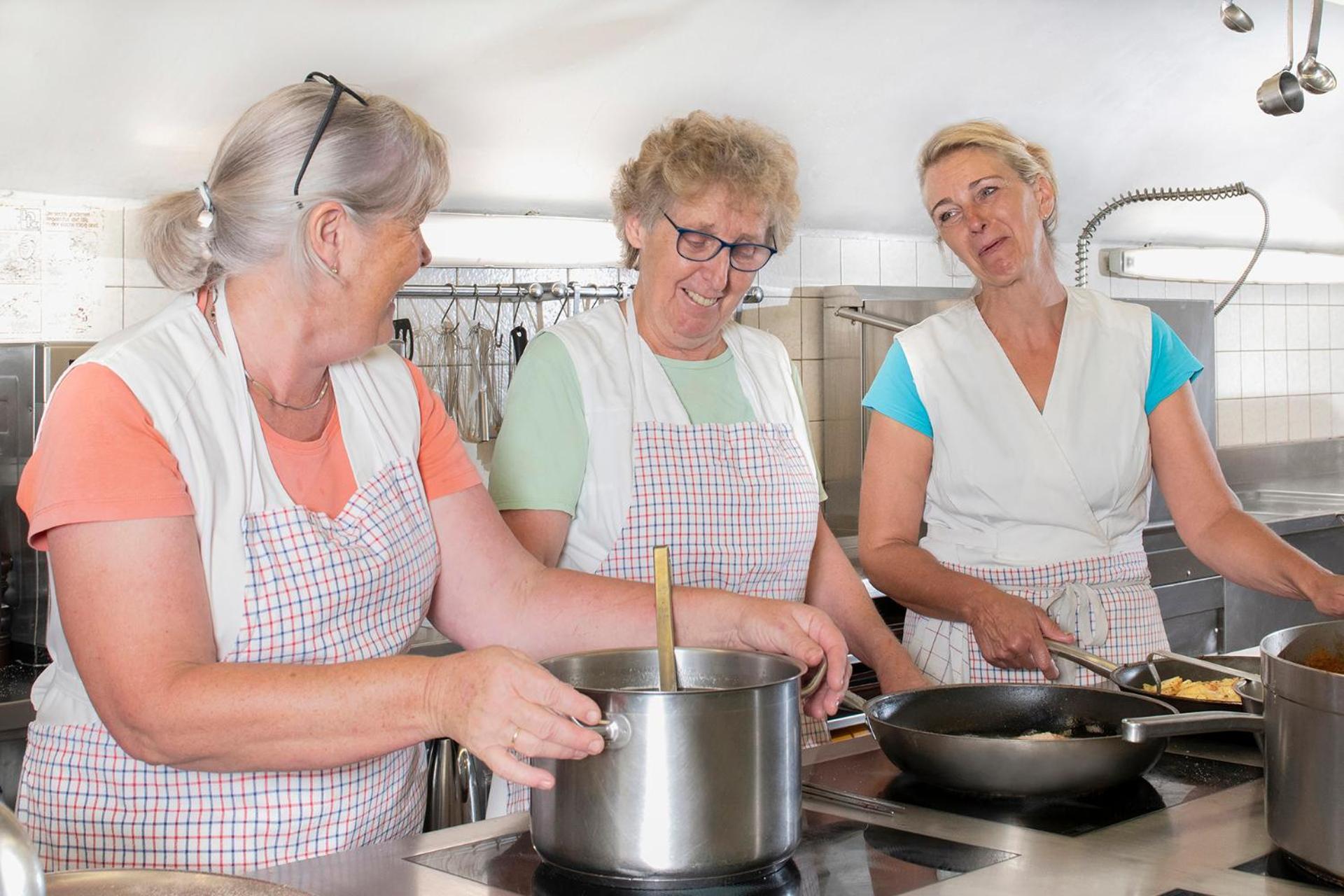 Gasthof Loewen Schruns Bagian luar foto